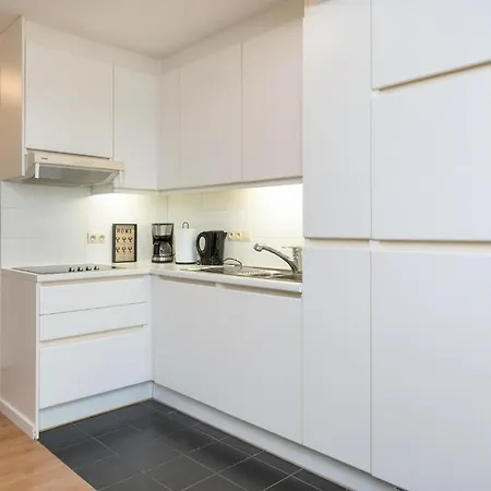 1 Bedroom Front In